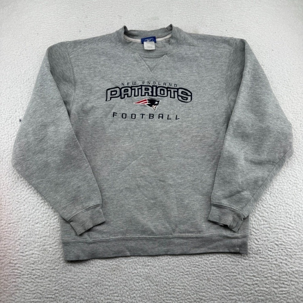 VTG Reebok New England Patriots Sweatshirt Mens Medium (Fits Small) Gray Stitch